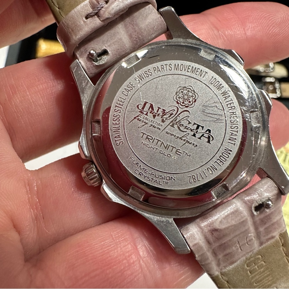 Invicta Special Edition Women’s Watch Set - Picture 3 of 12